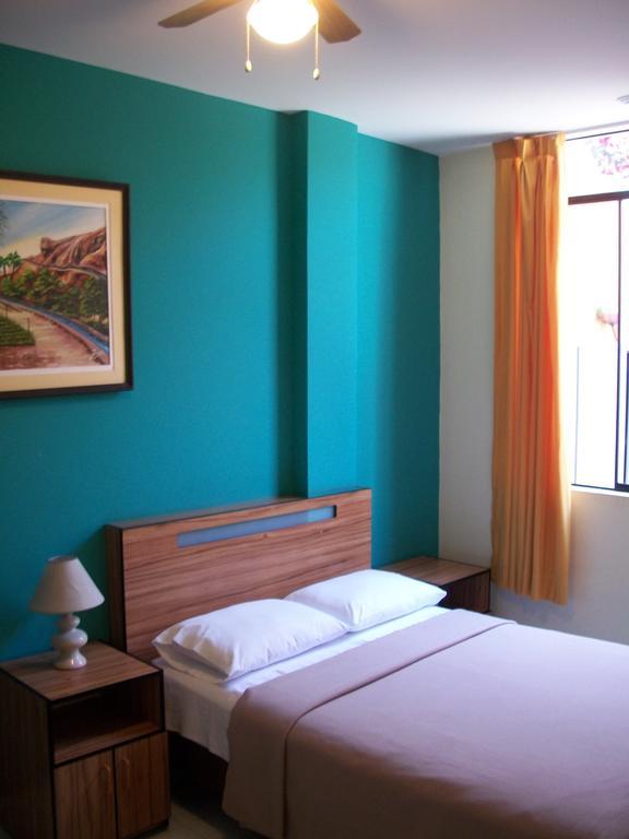 Hostal Hellen Ross Nazca Dış mekan fotoğraf
