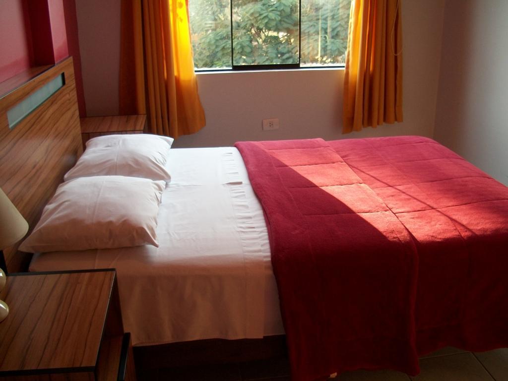 Hostal Hellen Ross Nazca Dış mekan fotoğraf